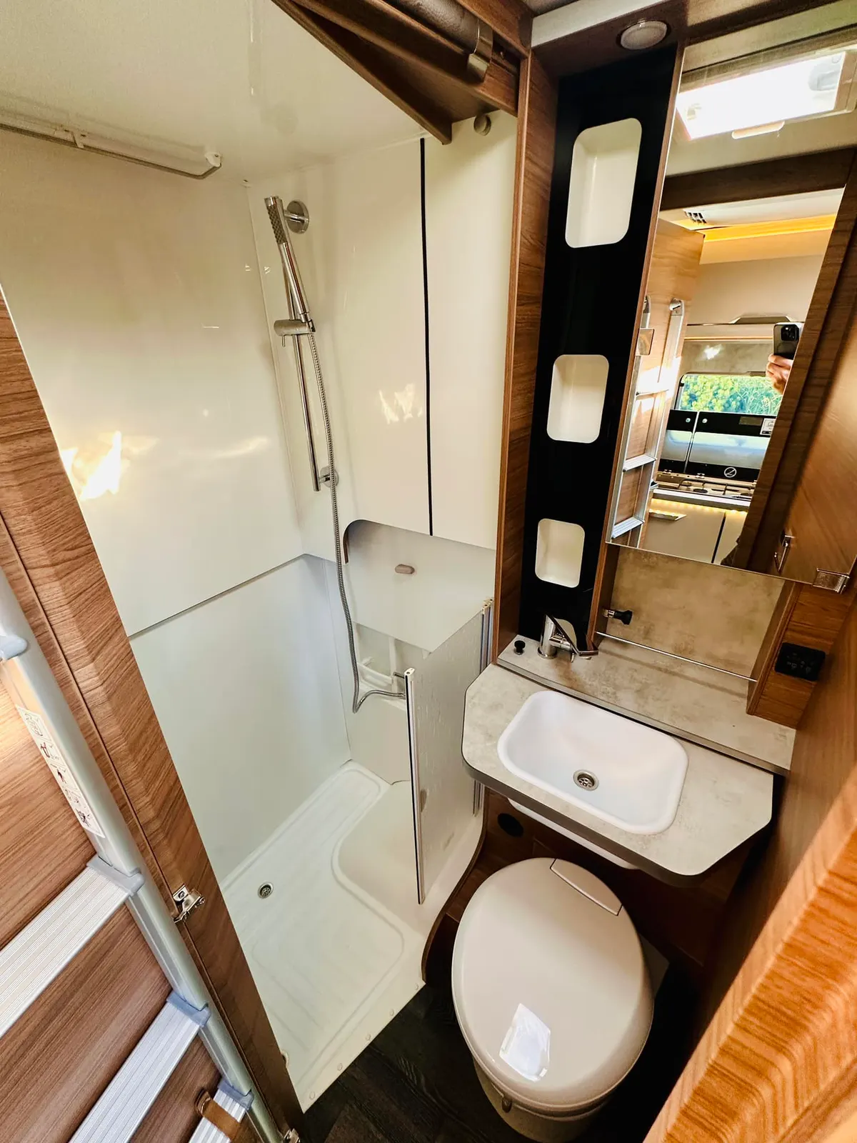 Knaus Tourer Van 500 MQ – zdjęcie 3 z 10
